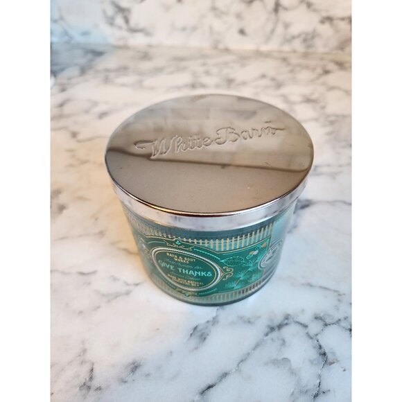 Bath & Body Works Fresh Winter Air Give Thanks 3-Wick Scented Candle 14.5 Oz Wit - Picture 4 of 6